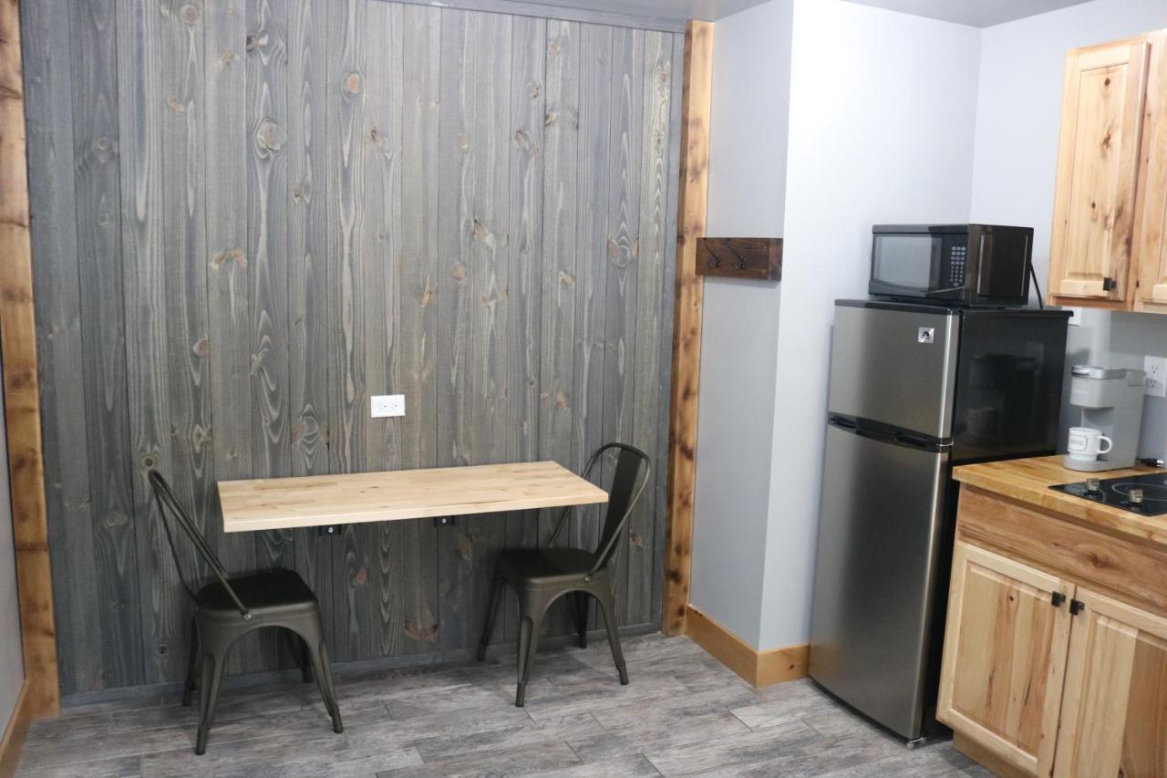 Columbine Inn (Adults Only) Естес Парк Екстериор снимка